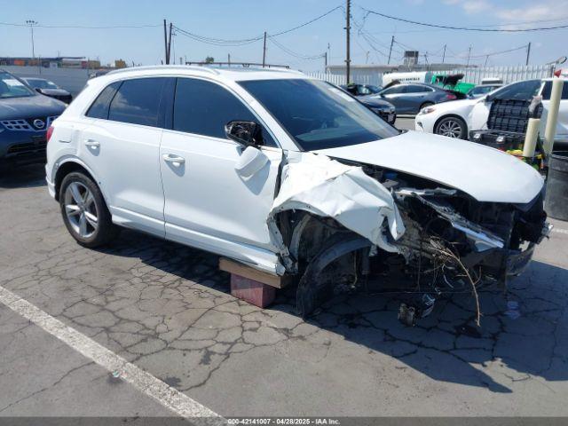  Salvage Audi Q3