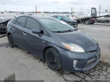  Salvage Toyota Prius