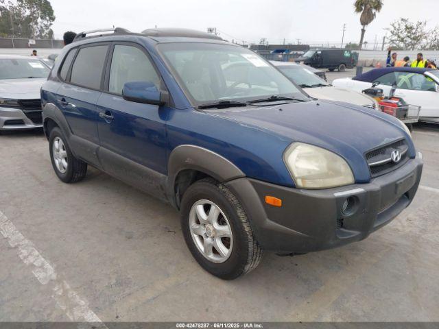  Salvage Hyundai TUCSON