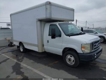  Salvage Ford E-450