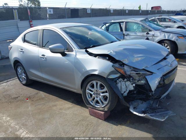  Salvage Toyota Yaris