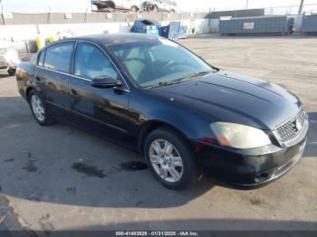  Salvage Nissan Altima