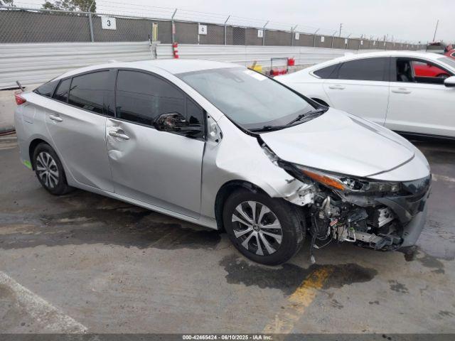  Salvage Toyota Prius Prime