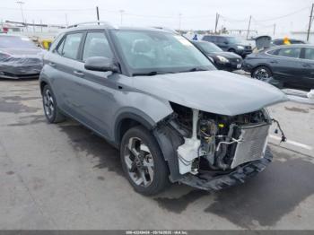  Salvage Hyundai VENUE