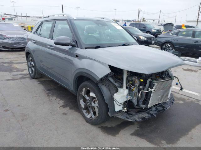  Salvage Hyundai VENUE