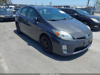  Salvage Toyota Prius
