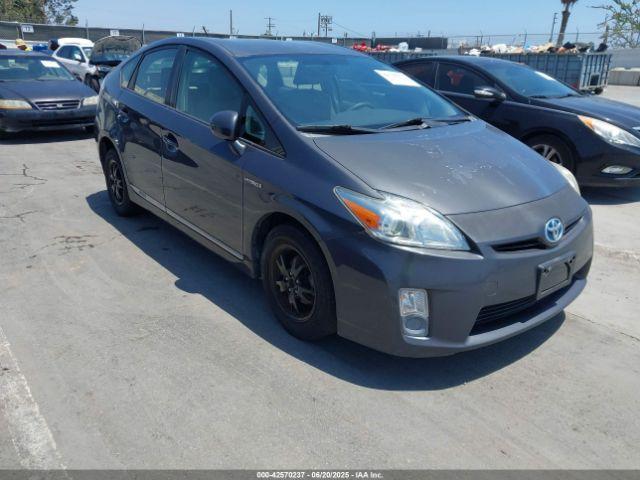  Salvage Toyota Prius