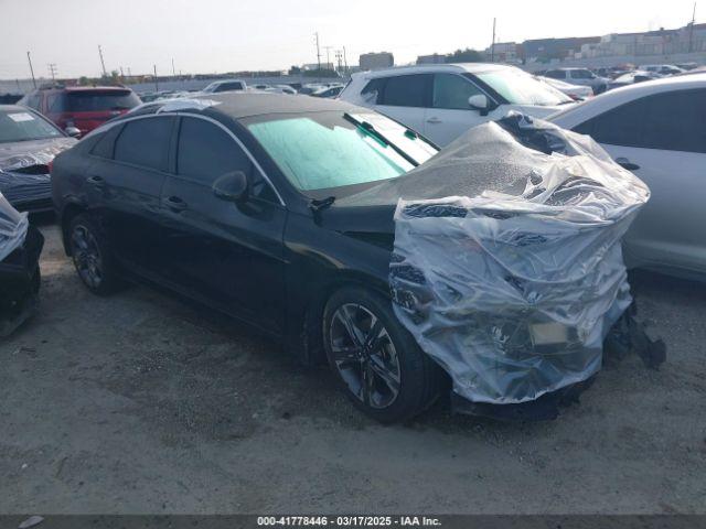  Salvage Kia K5