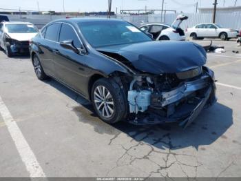  Salvage Lexus Es