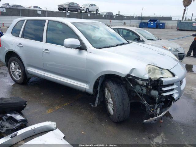  Salvage Porsche Cayenne