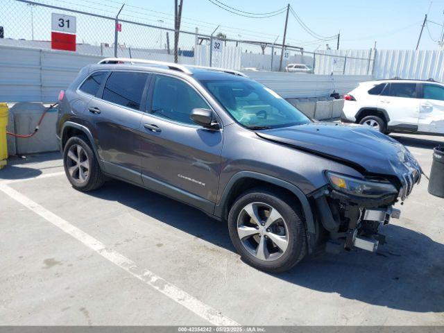  Salvage Jeep Cherokee