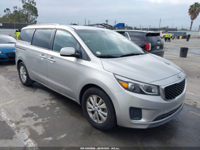  Salvage Kia Sedona