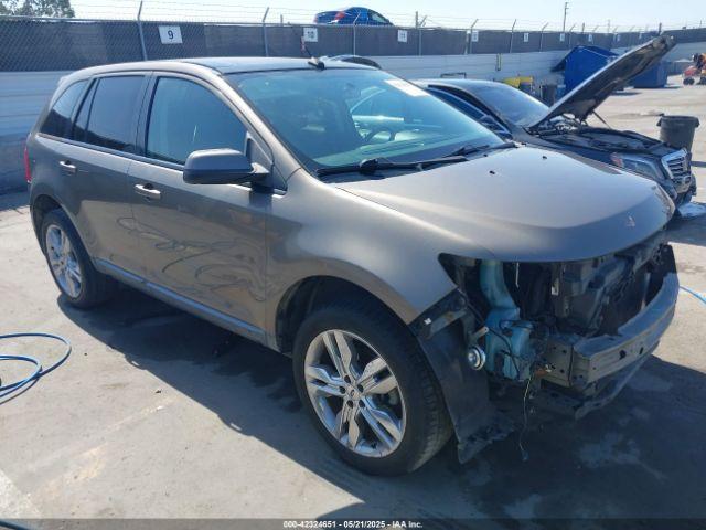  Salvage Ford Edge