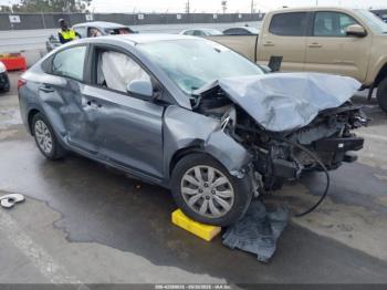  Salvage Hyundai ACCENT