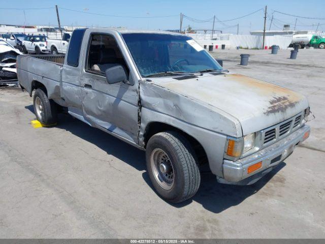  Salvage Nissan D21
