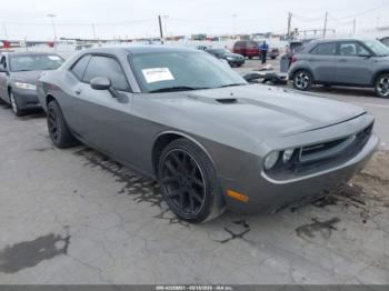  Salvage Dodge Challenger