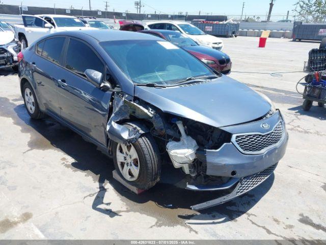  Salvage Kia Forte