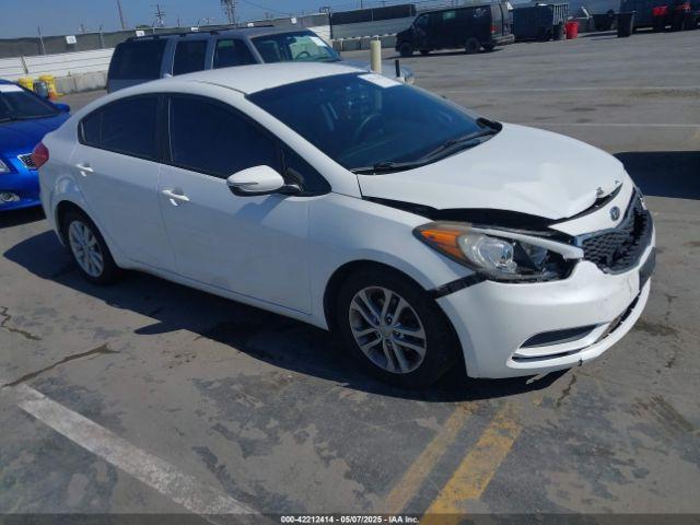  Salvage Kia Forte