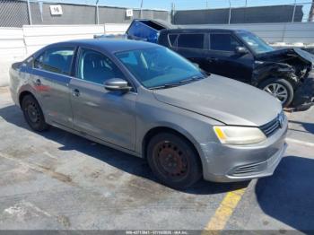  Salvage Volkswagen Jetta