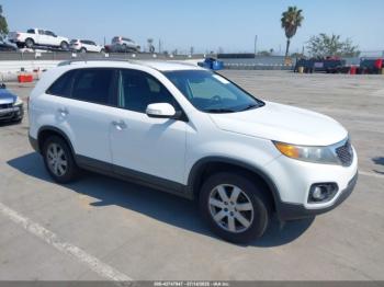  Salvage Kia Sorento