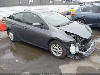  Salvage Toyota Prius