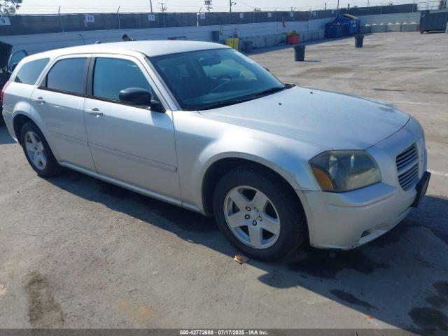  Salvage Dodge Magnum