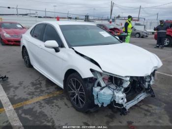  Salvage Toyota Camry