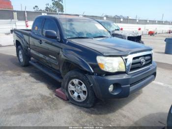  Salvage Toyota Tacoma