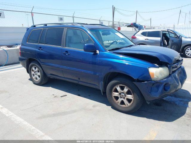  Salvage Toyota Highlander