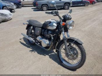 Salvage Triumph Motorcycle T100