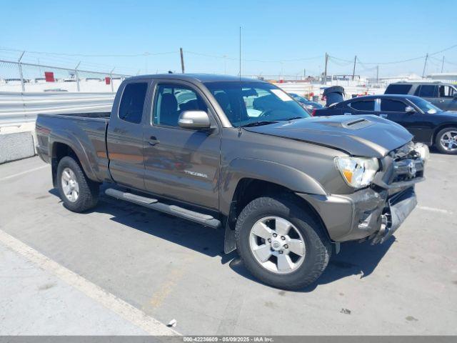  Salvage Toyota Tacoma