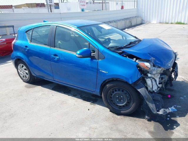  Salvage Toyota Prius c