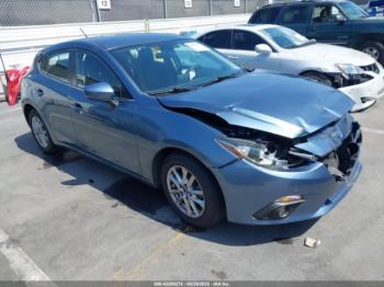  Salvage Mazda Mazda3