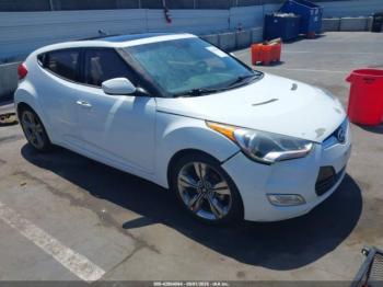  Salvage Hyundai VELOSTER