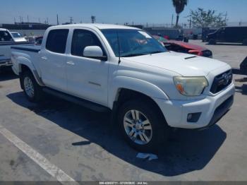 Salvage Toyota Tacoma
