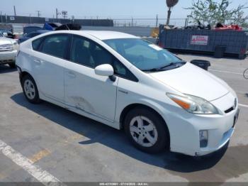  Salvage Toyota Prius