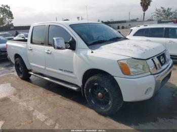  Salvage Nissan Titan