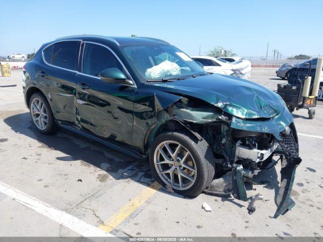  Salvage Alfa Romeo Stelvio