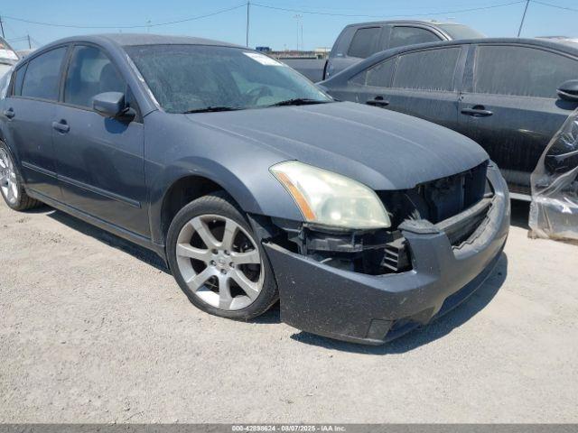  Salvage Nissan Maxima