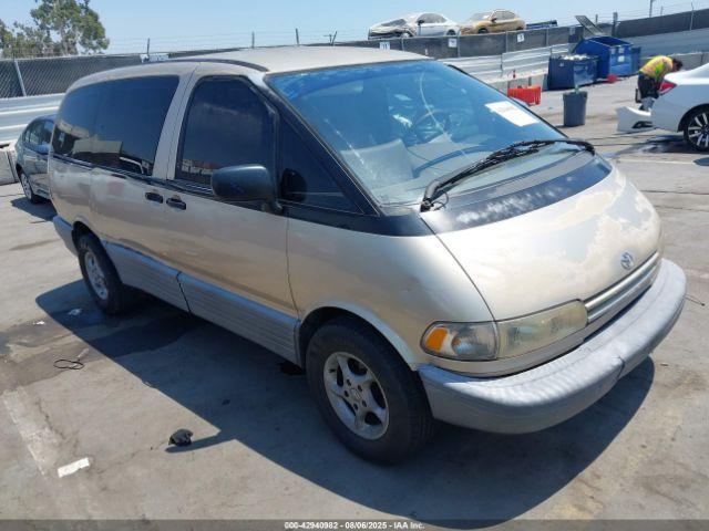  Salvage Toyota Previa