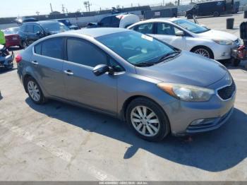  Salvage Kia Forte