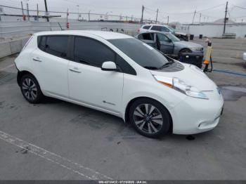  Salvage Nissan LEAF