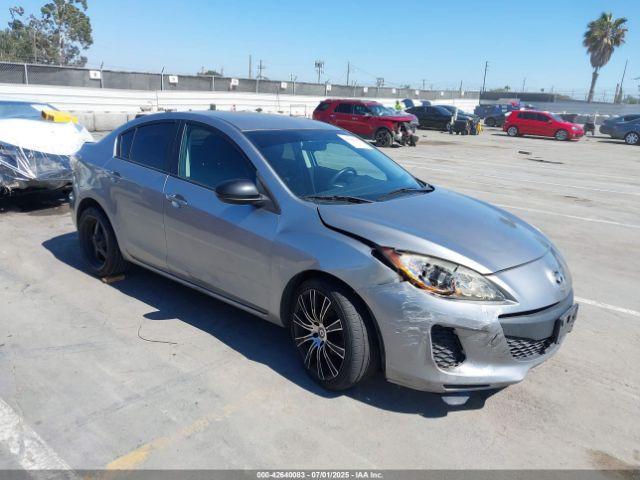  Salvage Mazda Mazda3