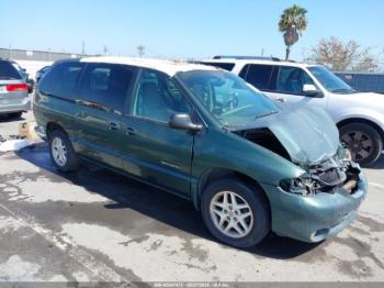  Salvage Dodge Grand Caravan