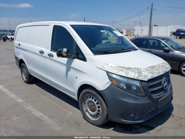  Salvage Mercedes-Benz Metris
