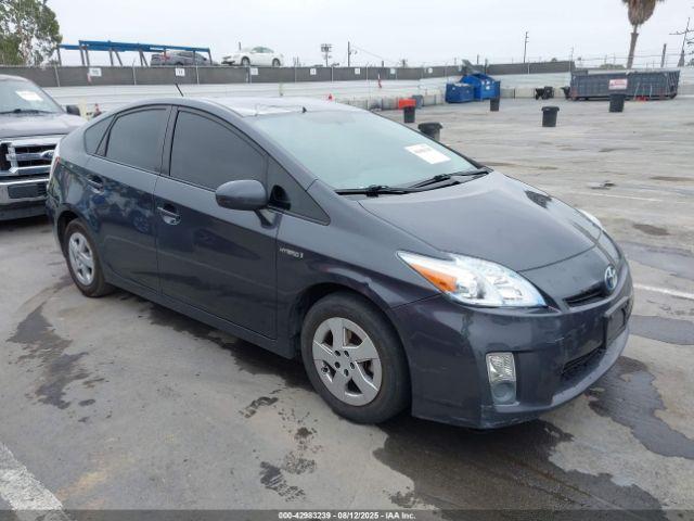  Salvage Toyota Prius