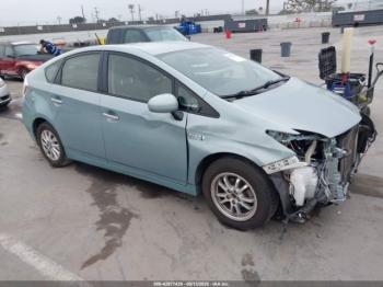  Salvage Toyota Prius