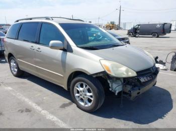  Salvage Toyota Sienna