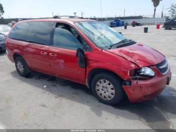  Salvage Chrysler Town & Country
