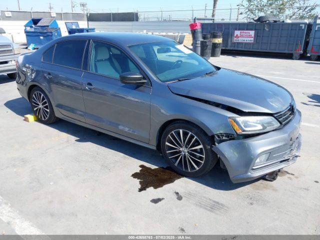  Salvage Volkswagen Jetta